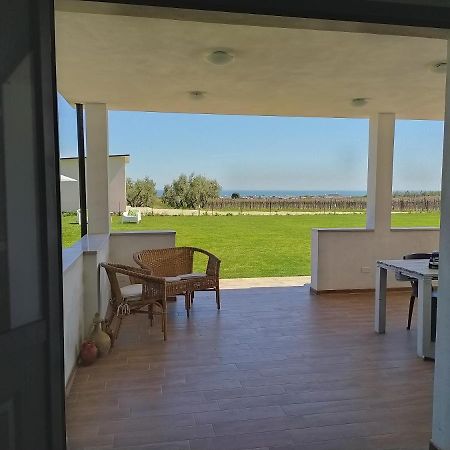 Natura E Mente Camere E Relax Vasto Luaran gambar