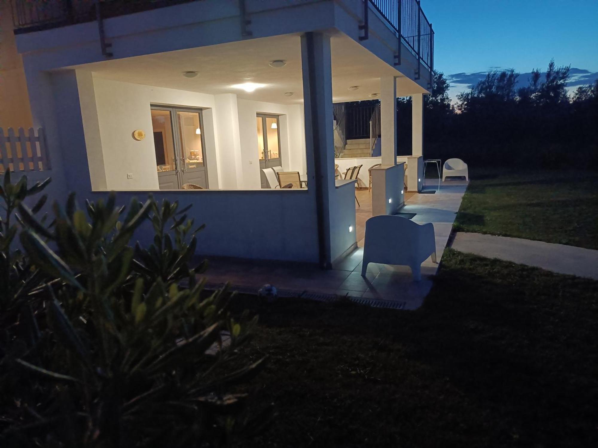 Natura E Mente Camere E Relax Vasto Luaran gambar